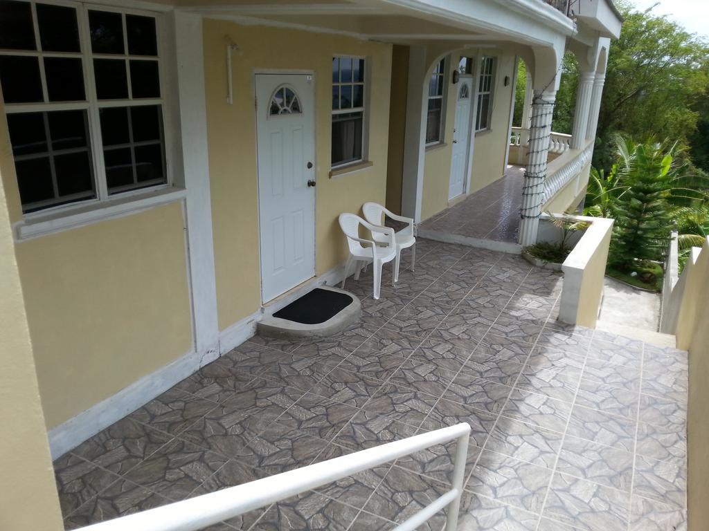 Corosol Apartments Roseau Room photo
